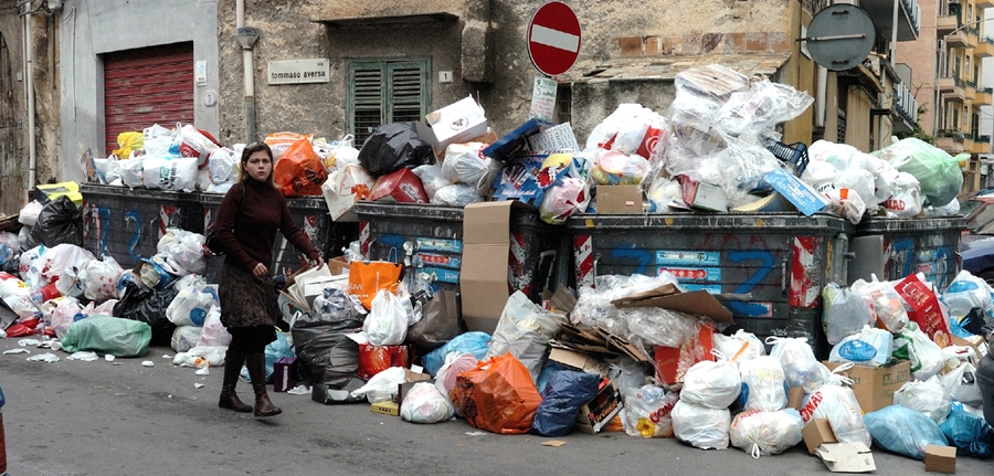 L'emergenza rifiuti a Palermo
